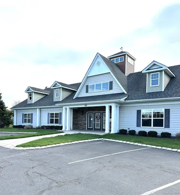 Property Slideshow image 3 of 5 | 156 stoneleigh dr, Riverhead, NY, 11901