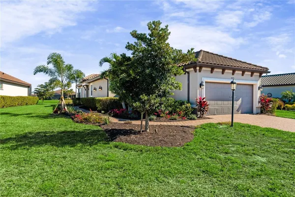 Property Slideshow image 2 of 42 | 4743 motta ct, Bradenton, FL, 34211