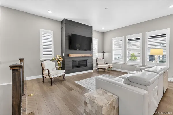 Property Slideshow image 3 of 23 | 8548 s quatar st, Aurora, CO, 80016
