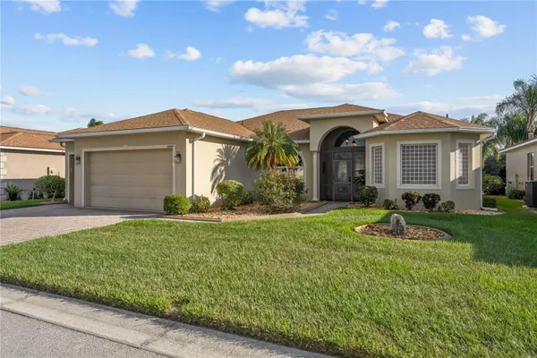 Property Slideshow image 3 of 65 | 4048 phoenician way, Winter Haven, FL, 33884