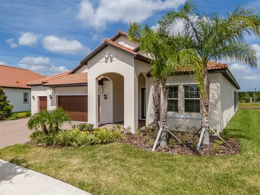 Property Slideshow image 2 of 80 | 5329 windy grove dr, Wimauma, FL, 33598
