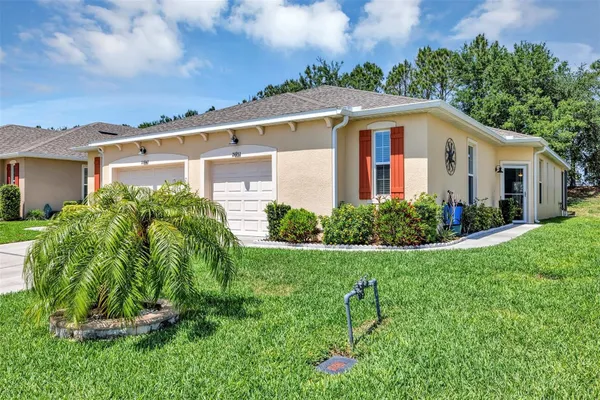 Property Slideshow image 2 of 49 | 26951 white plains way, Leesburg, FL, 34748