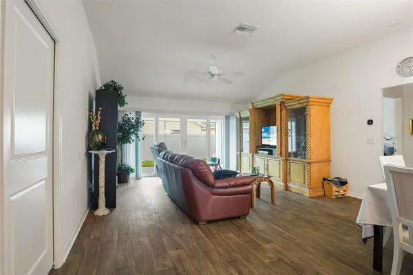 Property Slideshow image 2 of 37 | 2378 youngmann loop, The Villages, FL, 32163