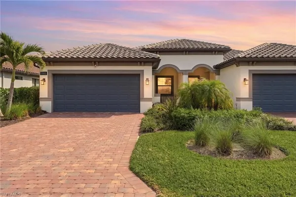 Property Slideshow image 2 of 50 | 12021 canal grande dr, Fort Myers, FL, 33913