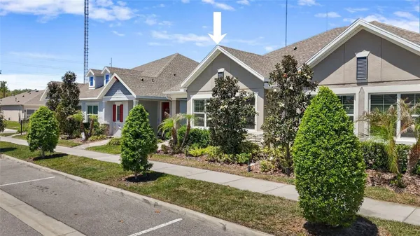 Property Slideshow image 3 of 70 | 13890 kingfisher glen dr, Lithia, FL, 33547