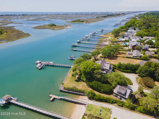 Property Slideshow image 3 of 81 | 913 wild dunes cir, Wilmington, NC, 28411