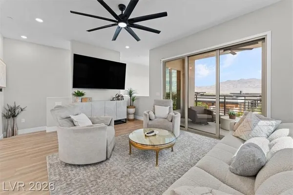 Property Slideshow image 3 of 52 | 10001 hematite pl 1, Las Vegas, NV, 89143