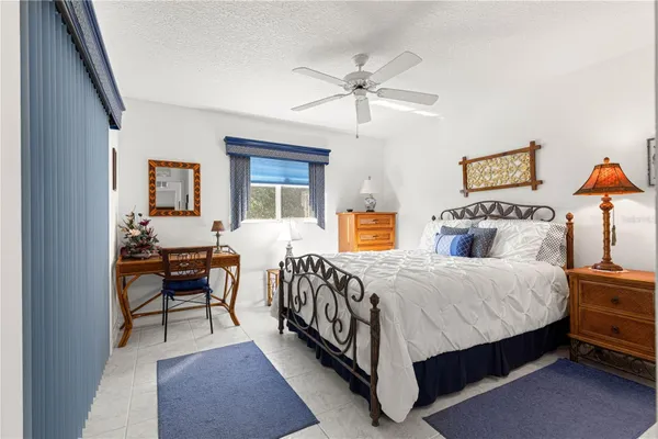 Property Slideshow image 2 of 53 | 5292 nw 19th pl, Ocala, FL, 34482