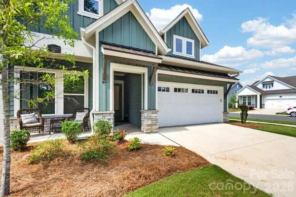 Property Slideshow image 2 of 45 | 1002 pastoral pl, Waxhaw, NC, 28173