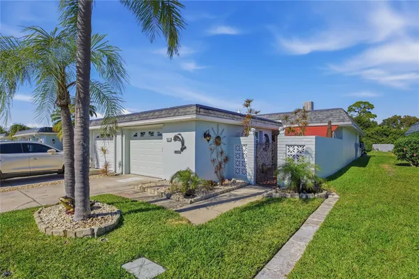 Property Slideshow image 2 of 69 | 303 boca ciega point blvd n # 2901, Saint Petersburg, FL, 33708