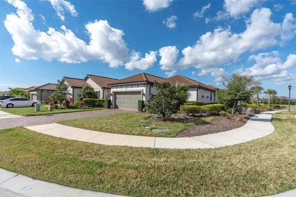 Property Slideshow image 3 of 63 | 3141 francoa dr, Odessa, FL, 33556