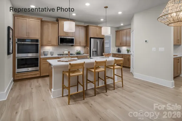 Property Slideshow image 3 of 18 | 1429 twin leaf rd, Fort Mill, SC, 29715