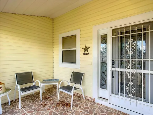 Property Slideshow image 3 of 30 | 208 desota ct, Lady Lake, FL, 32159