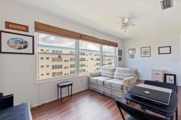 Property Slideshow image 2 of 14 | 2960 59th st 511, St Petersburg, FL, 33707