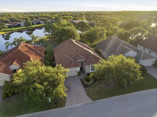 Property Slideshow image 2 of 46 | 6507 41st ct, Sarasota, FL, 34243