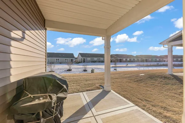 Property Slideshow image 2 of 23 | 906 homerton blvd, North Aurora, IL, 60542