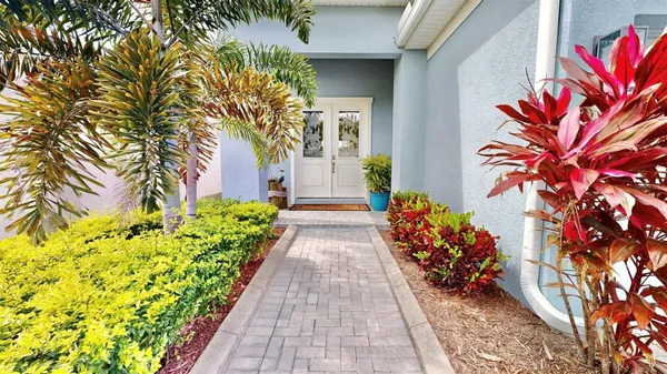 Property Slideshow image 2 of 100 | 5233 wishing arch dr, Apollo Beach, FL, 33572