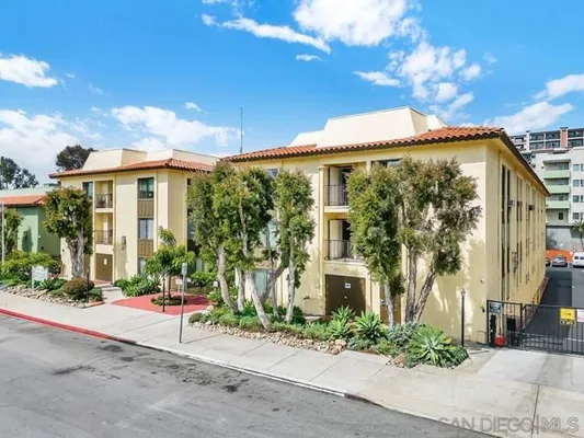 Property Slideshow image 2 of 29 | 3776 alabama st c212, San Diego, CA, 92104