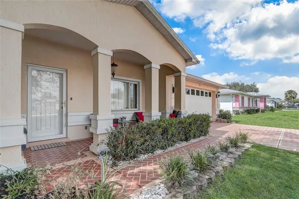 Property Slideshow image 2 of 25 | 10031 sw 62nd cir, Ocala, FL, 34476