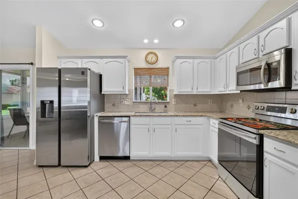 Property Slideshow image 3 of 34 | 13902 se 85th ct, Summerfield, FL, 34491
