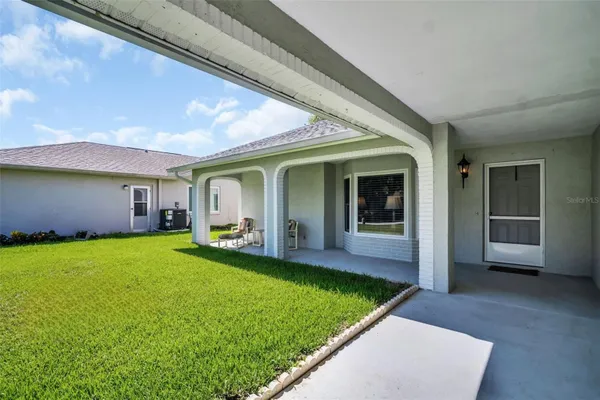 Property Slideshow image 2 of 56 | 3960 tarpon pointe cir, Palm Harbor, FL, 34684