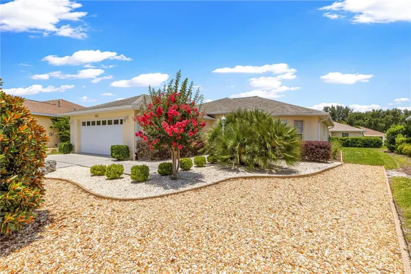 Property Slideshow image 2 of 27 | 8086 sw 81st loop, Ocala, FL, 34476