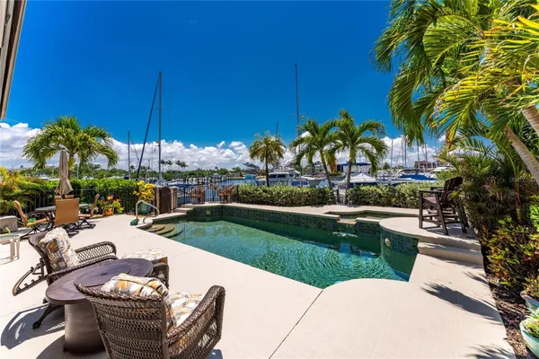 Property Slideshow image 3 of 80 | 3213 sunset key cir circle, Punta Gorda, FL, 33955