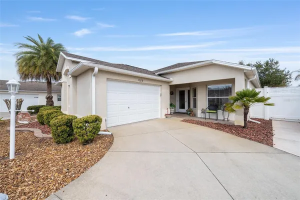 Property Slideshow image 2 of 45 | 1089 berg ct, The Villages, FL, 32162