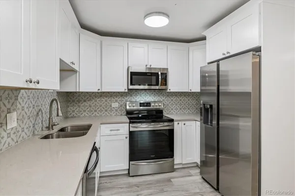 Property Slideshow image 3 of 21 | 695 s alton way 1c, Denver, CO, 80247