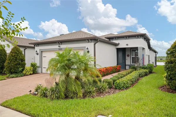 Property Slideshow image 2 of 40 | 5503 blue crush bnd, Land O Lakes, FL, 34638