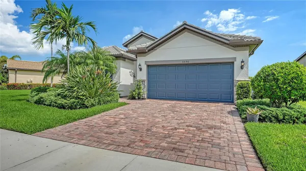 Property Slideshow image 3 of 73 | 5590 rain lily ct, Sarasota, FL, 34238