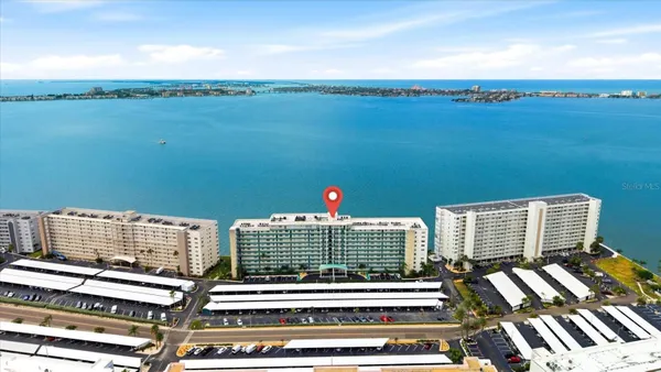 Property Slideshow image 2 of 47 | 6020 shore blvd 1002, Gulfport, FL, 33707