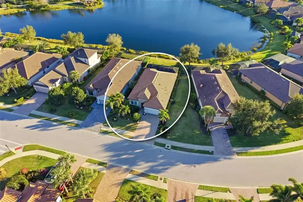 Property Slideshow image 2 of 65 | 12729 del corso loop, Bradenton, FL, 34211