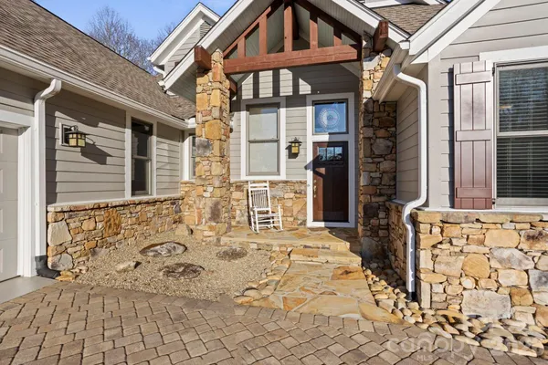 Property Slideshow image 3 of 48 | 120 founders dr, Flat Rock, NC, 28731