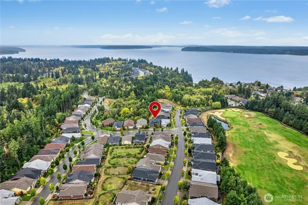 Property Slideshow image 2 of 38 | 5206 waldron dr, Lacey, WA, 98516