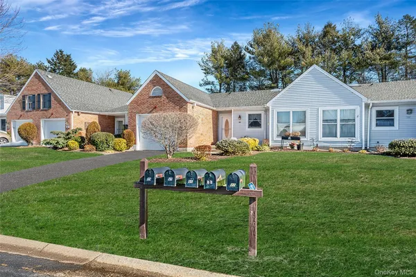 Property Slideshow image 3 of 49 | 35 chippendale dr, Mount Sinai, NY, 11766