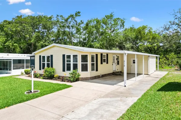 Property Slideshow image 3 of 32 | 518 saint andrews blvd, The Villages, FL, 32159