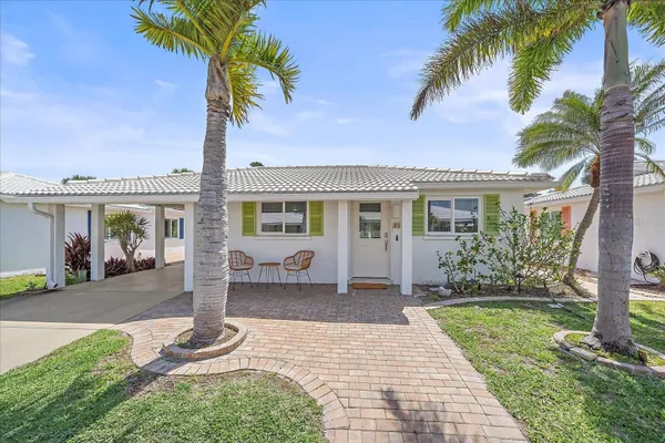 Property Slideshow image 2 of 33 | 914 spanish dr 76, Longboat Key, FL, 34228