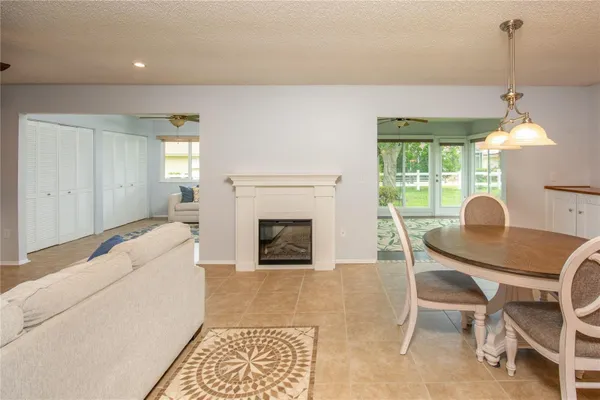 Property Slideshow image 3 of 28 | 3844 blue stone way 73, Sarasota, FL, 34232