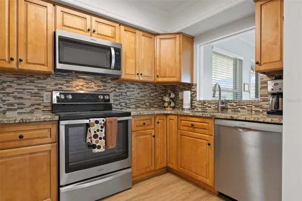 Property Slideshow image 2 of 24 | 1040 cockrill st, Venice, FL, 34285