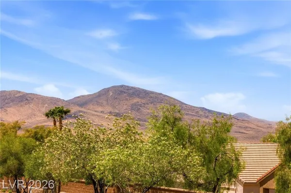 Property Slideshow image 3 of 31 | 2502 stardust valley dr, Henderson, NV, 89044