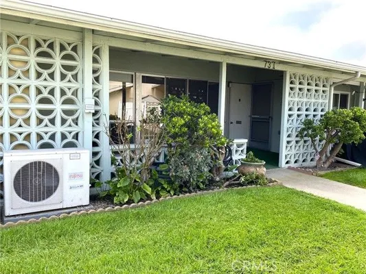 Property Slideshow image 2 of 13 | 1361 weeburn rd, Seal Beach, CA, 90740