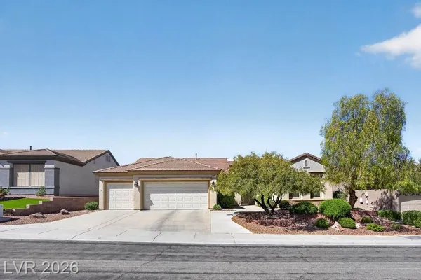 Property Slideshow image 3 of 44 | 1831 morganton dr, Henderson, NV, 89052
