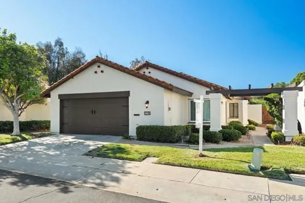 Property Slideshow image 3 of 34 | 17756 camino ancho, San Diego, CA, 92128