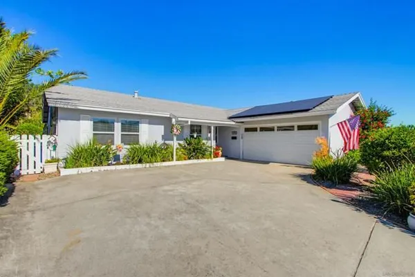 Property Slideshow image 2 of 25 | 16872 pinata dr, San Diego, CA, 92128