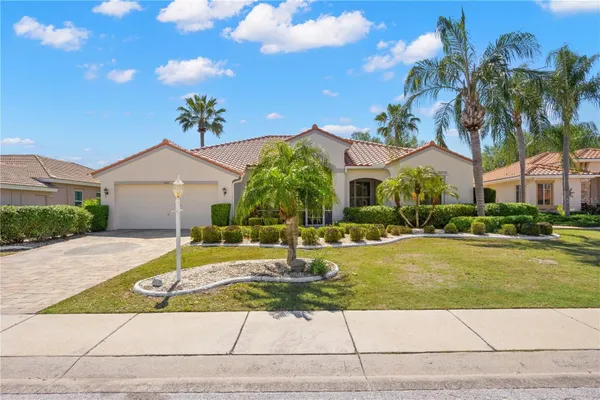 Property Slideshow image 2 of 64 | 1305 crystal greens dr, Sun City Center, FL, 33573