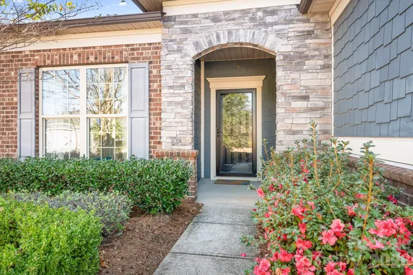 Property Slideshow image 2 of 30 | 910 kirby dr, Fort Mill, SC, 29715