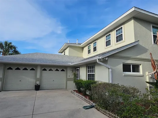 Property Slideshow image 2 of 51 | 5351 aurora dr, Leesburg, FL, 34748