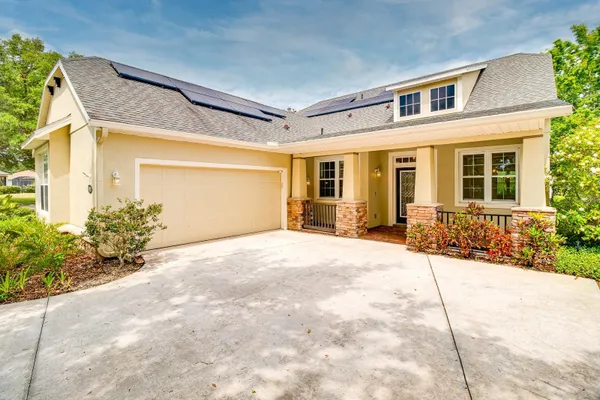 Property Slideshow image 2 of 46 | 1018 heron point cir, Deland, FL, 32724