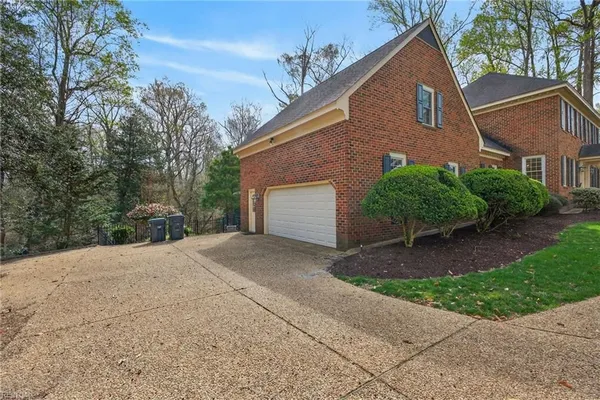 Property Slideshow image 2 of 50 | 100 william richmond, Williamsburg, VA, 23185